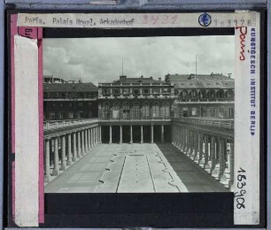 Paris, Palais-Royal : Arkadenhof