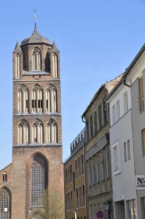 Stralsund - St. Jakobikirche : Die St. Jakobikirche. Aufgenommen am 21. April 2011 in Stralsund