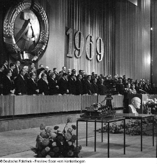 Festakt im Kulturpalast aus Anlass des 20. Jahrestages der Gründung der DDR (Festsaal)
