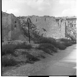 Negativ: Ruine, Bülowstraße 23, 1952
