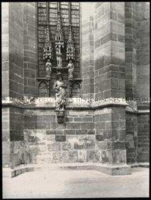 Blick auf die Stadtkirche St. Jakob in Rothenburg ob der Tauber