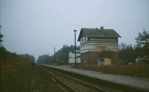 Elsholz Empfangsgebäude Bahnsteig