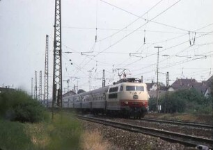 Vaihingen/Enz-Nord Lok 103 154 D UIC-X-Wagen
