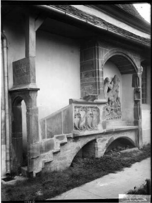 Oberöwisheim Evangelische Pfarrkirche Langhaus Südseite Außenkanzel und Ölberg