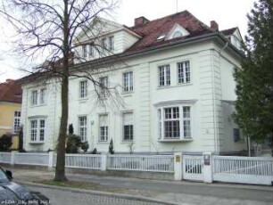 Wohnhaus; Berlin, Charlottenburg-Wilmersdorf
