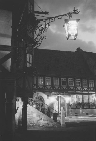 Das Hotel "Gothisches Haus" in Wernigerode bei Nacht