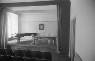 Lessing-Haus : Blick auf die Bühne des Konzertsaals