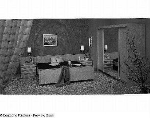 Schlafzimmer (Modell 8050)