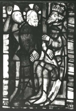 Christus vor Herodes aus dem Christusfenster. Glasmalerei, um 1390/1400. Mühlhausen, Pfarrkirche Sankt Marien I (4 c). Ausstellung "Mittelalterliche Glasmalerei in der DDR", Angermuseum Erfurt 1989/1990. Kat. Nr. 34