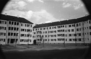 Freiburg: Wohnblock der Rhodiaceta; Offenburger Straße