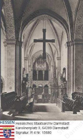 Fritzlar, Stiftskirche St. Peter / Vierung und Mittelschiff, Interieur