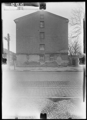 Neuruppin, Schinkelstraße. Wohnhaus. Giebelfront