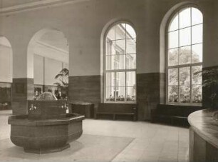 Bad Kudowa, neue Trink- und Wandelhalle, Inneres