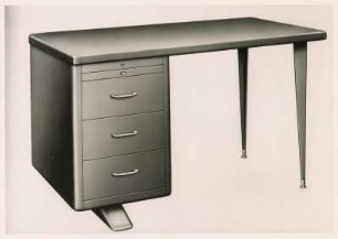Pohlschröder Schreibtisch "3781 a" von Georg Leowald