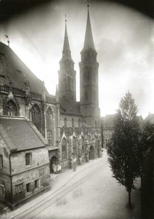 Nürnberg, Sankt Sebald : Nürnberg. St. Sebald. Blick von Nordosten
