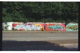 ChES TRUS | ches LF unleserlich LF-CREW NSK | 99 | Yo: MARK MeaD COW -FLOW- unleserlich | STEF