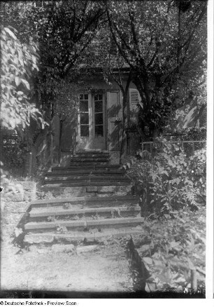Altes Häuschen Döbelner Straße, Garten mit Treppe
