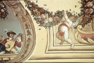Detail: Girlandentragender Putto