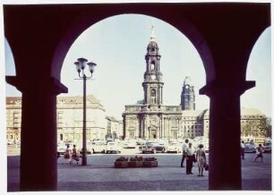 Dresden. Altmarkt mit Kreuzkirche