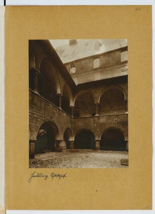 Schloss Heilsberg: Ansicht von der Hofseite (aus: Skizzen- und Fotoalbum 20)