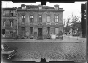 Potsdam, Hermann-Elflein-Straße 1. Wohnhaus (1785; J. R. H. Richter). Straßenfront