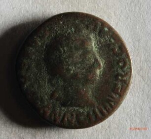 Römische Münze, Nominal Bronzemünze, Prägeherr Nero für Octavia, Prägeort nicht bestimmbar, Fälschung