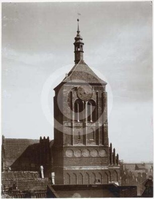 Turm und Dach der Johanniskirche Danzig