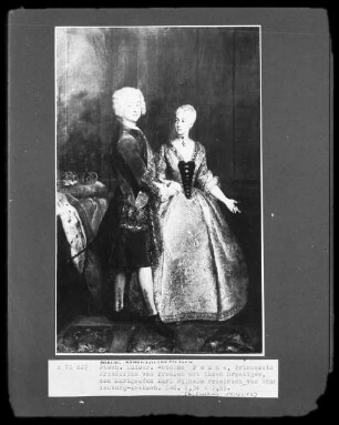 Friederike von Preußen mit ihrem Bräutigam, dem Markgrafen Karl Wilhelm Friedrich von Brandenburg-Ansbach