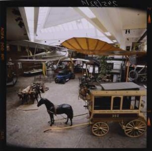 Eingangshalle April 1992