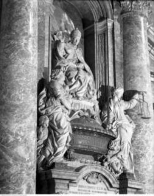 Grabmal von Papst Innozenz XII. Pignatelli