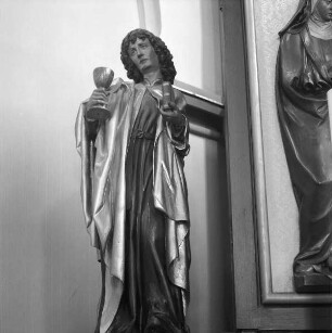 Hochaltar — Johannes der Evangelist