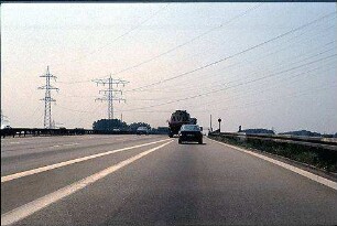 Ausfahrt aus Nebenfahrbahn West (Heidelberg Richtung Basel) zu Hauptfahrbahn West (Heidelberg Richtung Basel)