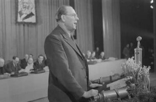 Die erste Tagung und Wahl der Jugendorganisation Freie Deutsche Jugend (FDJ)