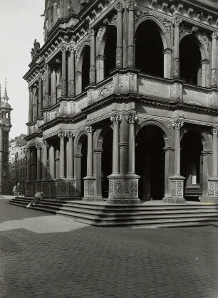 Köln, Rathaus : Köln. Rathaus, Rathausplatz. Rathauslaube von Südwesten