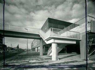 Leichtbeton - Fußgängerbrücke zur Rheingoldhalle, 1968