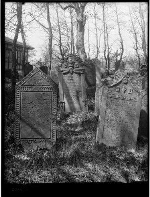 Bödigheim Jüdischer Friedhof 3 Grabsteine