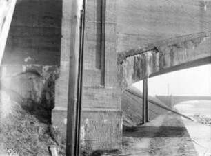 Betonzerstörungen an alter Brücke in Minden/MLK