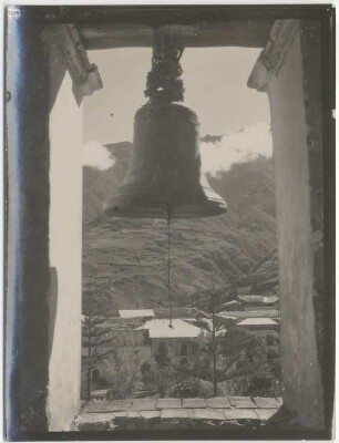 Blick aus dem Kirchturm von Sorata auf den Illampú