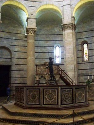 Pisa: Baptisterium