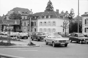 Freiburg: Verkehrsstau Wilhelmstraße - Kronenbrücke