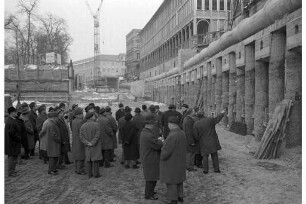 Bau der Tiefgarage am Schlossplatz.