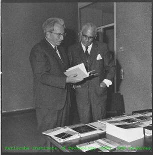 Besuch von Dr. Ernst-Günther Mohr (Deutscher Botschafter in Argentinien) am Kernforschungszentrum Karlsruhe (KfK)