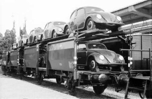 München: Güterwagen mit Volkswagen