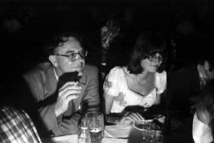 24. Tagung 1974 Chemiker; Studentenabend mit den Nobelpreisträgern: Tisch mit Geoffrey Wilkinson
