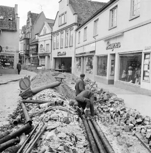 Besttorstraße: Verlegung von Stromkabeln: Blick Richtung Hude