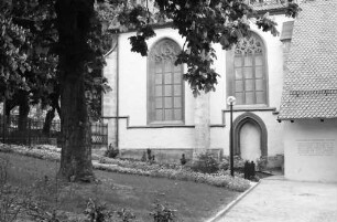Rottweil: Kirchenfenster am Museum