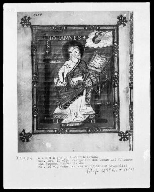 Evangeliar (der zweite Teil befindet sich in Weimar) — Evangelist Johannes, Folio 46verso
