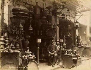 659. Boutique de cuivres et bronzes au Caire
