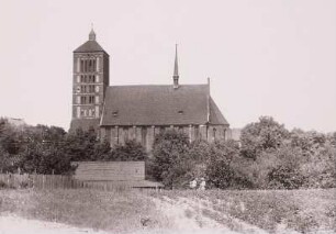 Braunsberg, Pfarrkirche : Braunsberg (Braniewo/Polen). Katholische Pfarrkirche Sankt Katharina. Ansicht von Süden