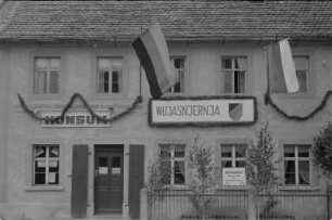 Aufklärungslokal der Nationalen Front in Ralbitz : Wujasnjenski lokal Nacionalneje fronty w Ralbicach.